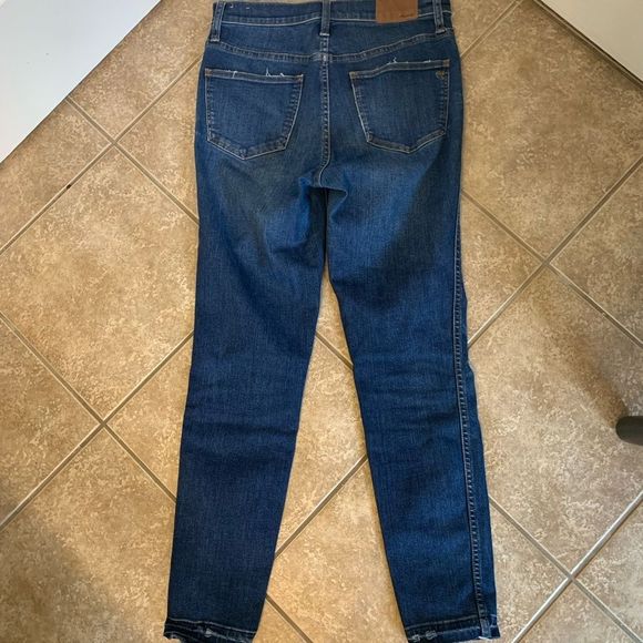 Madewell 10” High-Rise Skinny Jeans: Drop Hem Edition! ❤️ - Picture 8 of 10